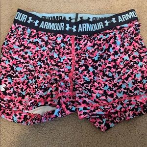UNDER ARMOR SPANDEX. WORN ONCE!!!!